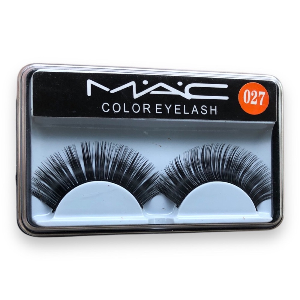 MAC Cosmetics Black Color Eyelash 027